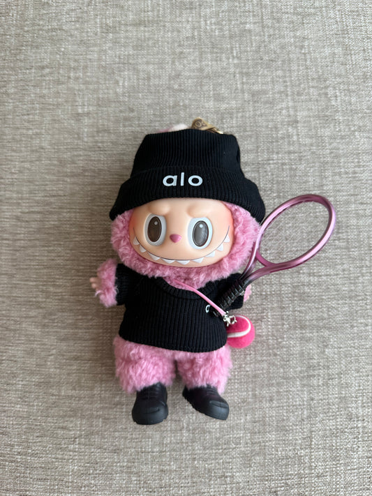 TENNIS STAR IN BLACK